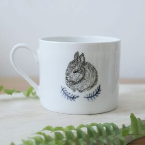 Opis kubek porcelanowy FLORAL RABBIT - Dixie Lion