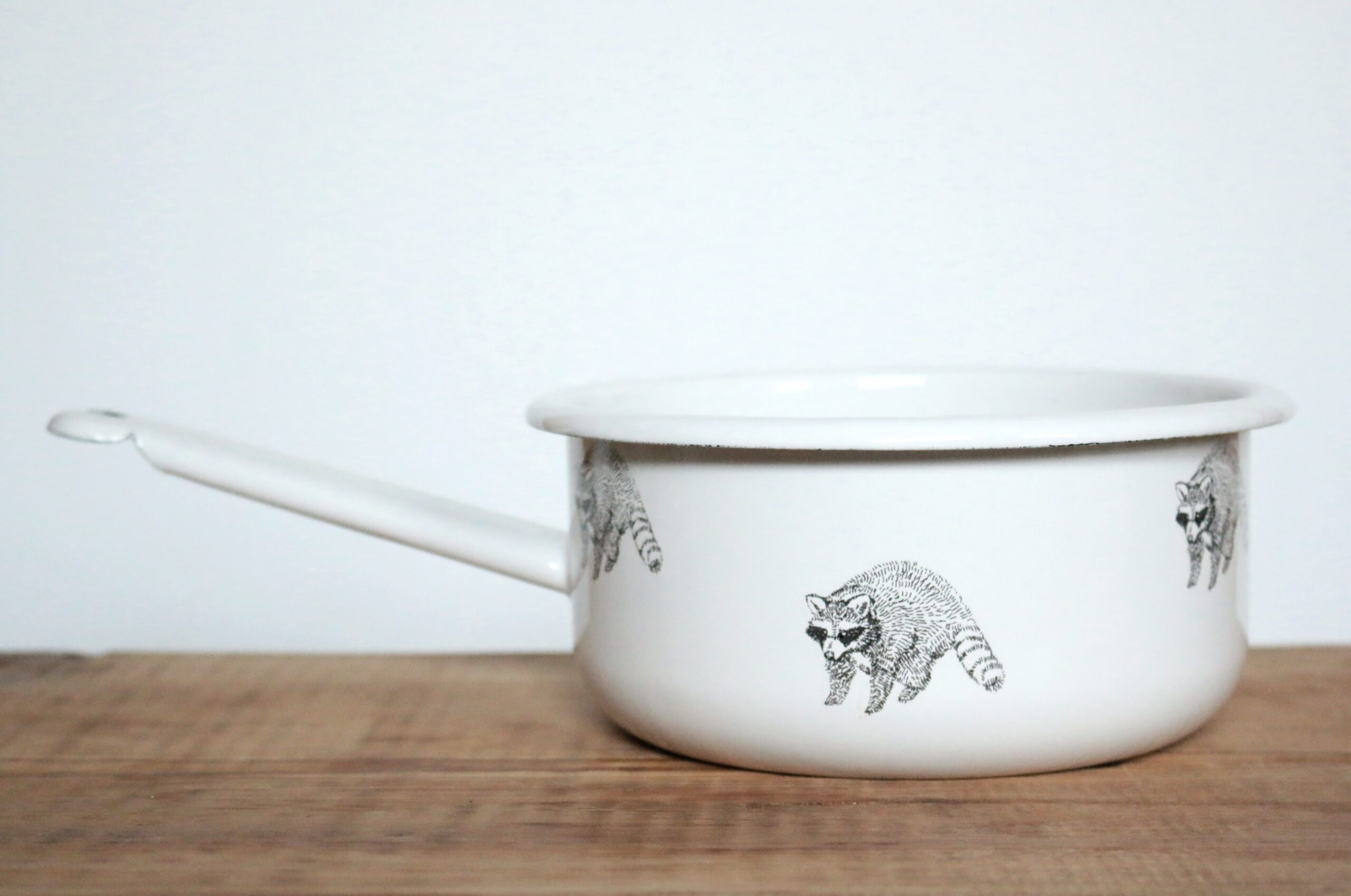 rondel emaliowany RACCOON 2