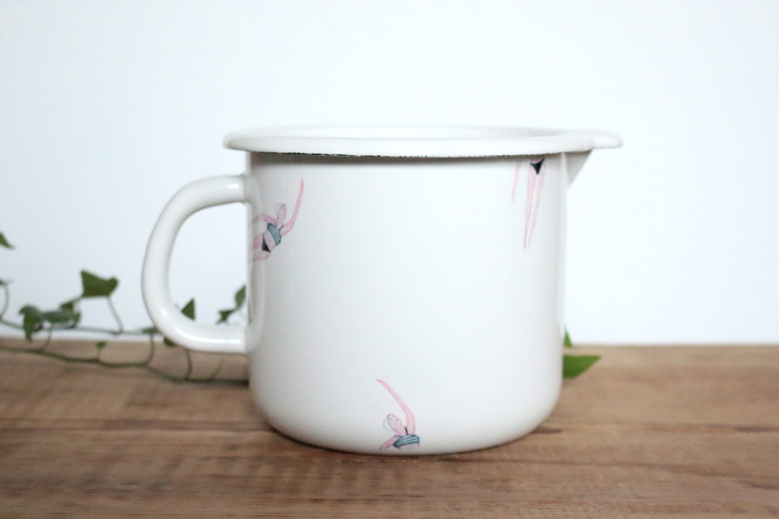 garnek emaliowany z dzióbkiem SWIMMERS