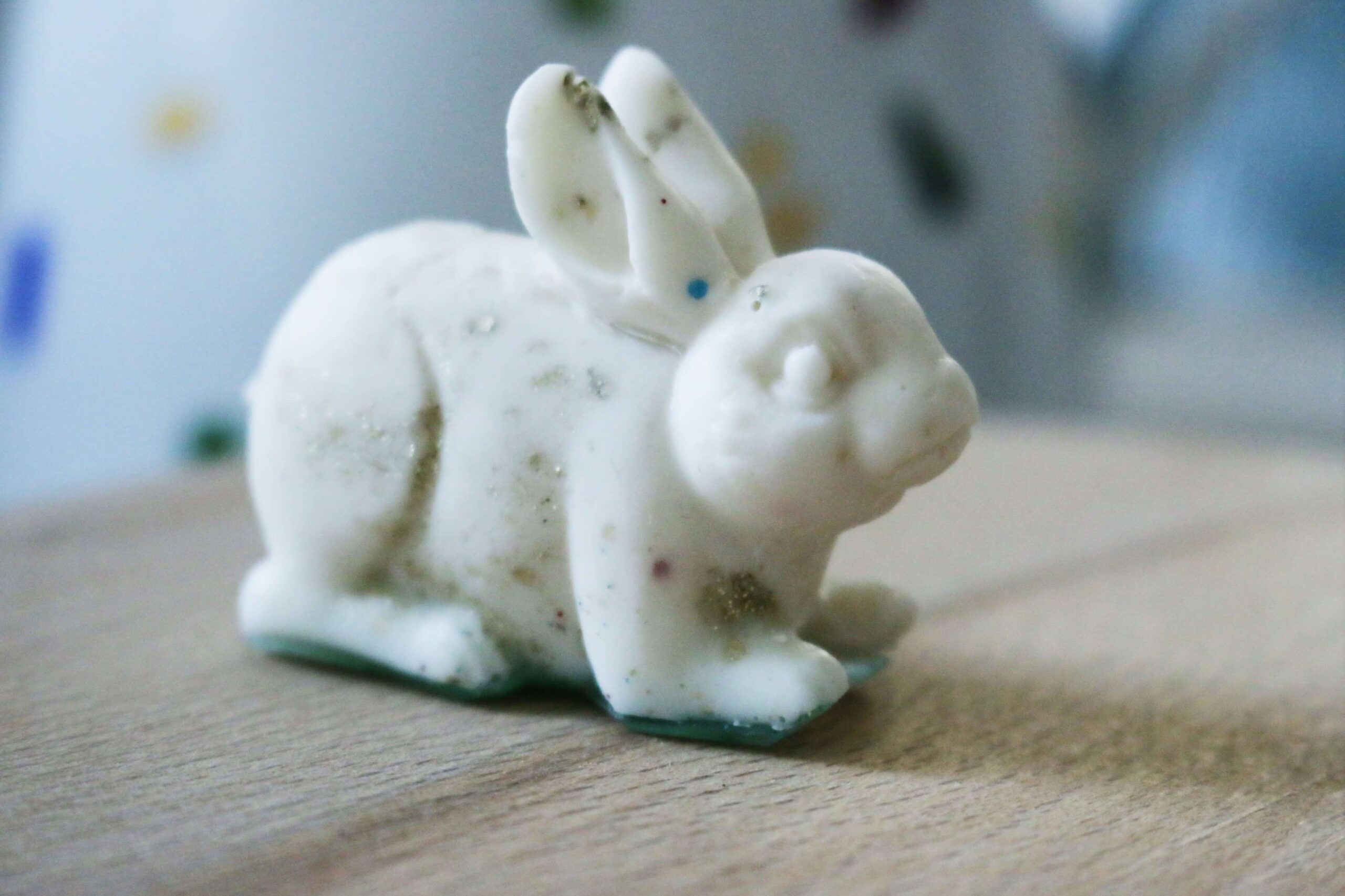 kostka myjąca fiołkowa Zajączek