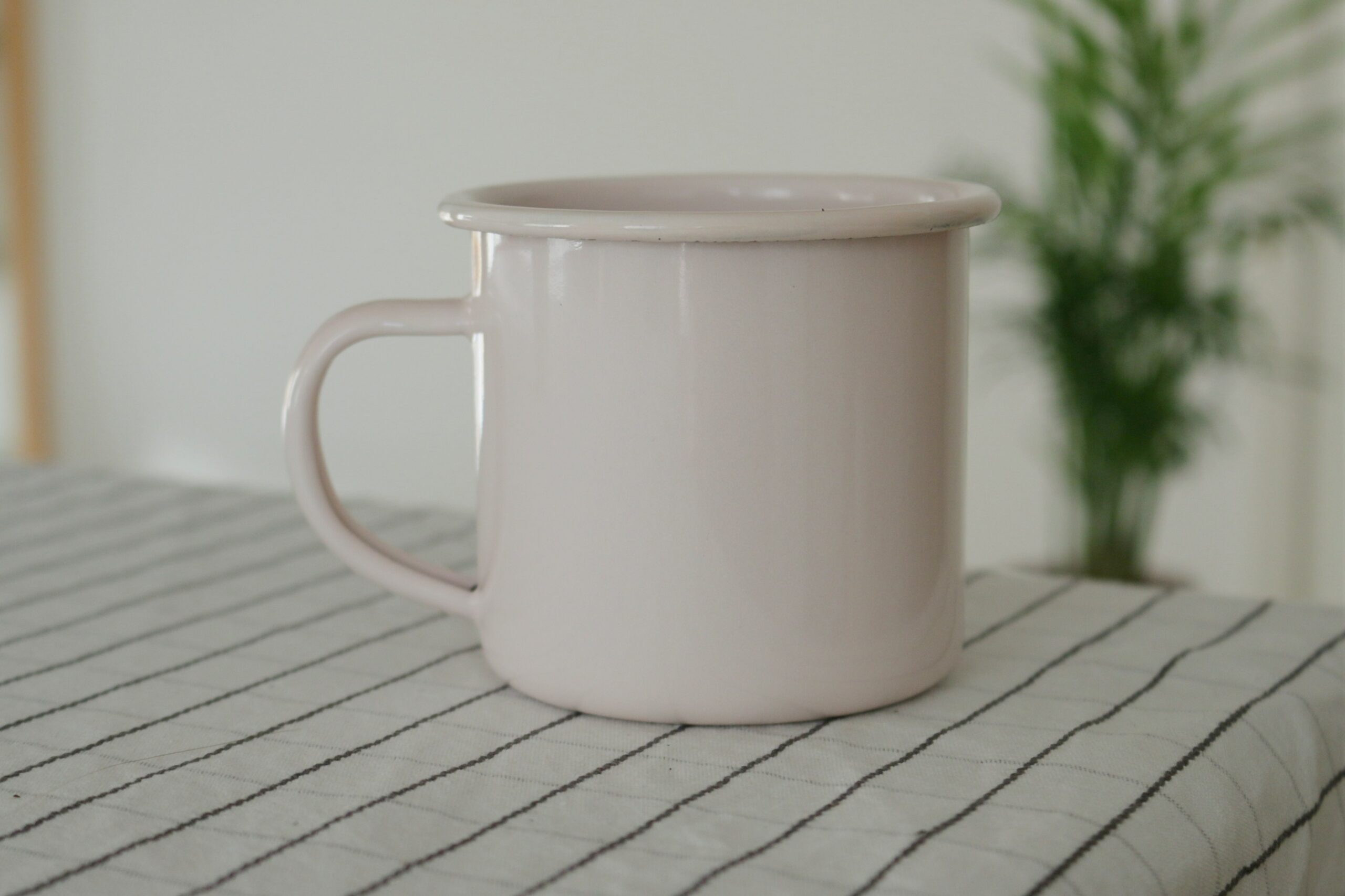 Kubek emaliowany (różowy kwarc 320ml)