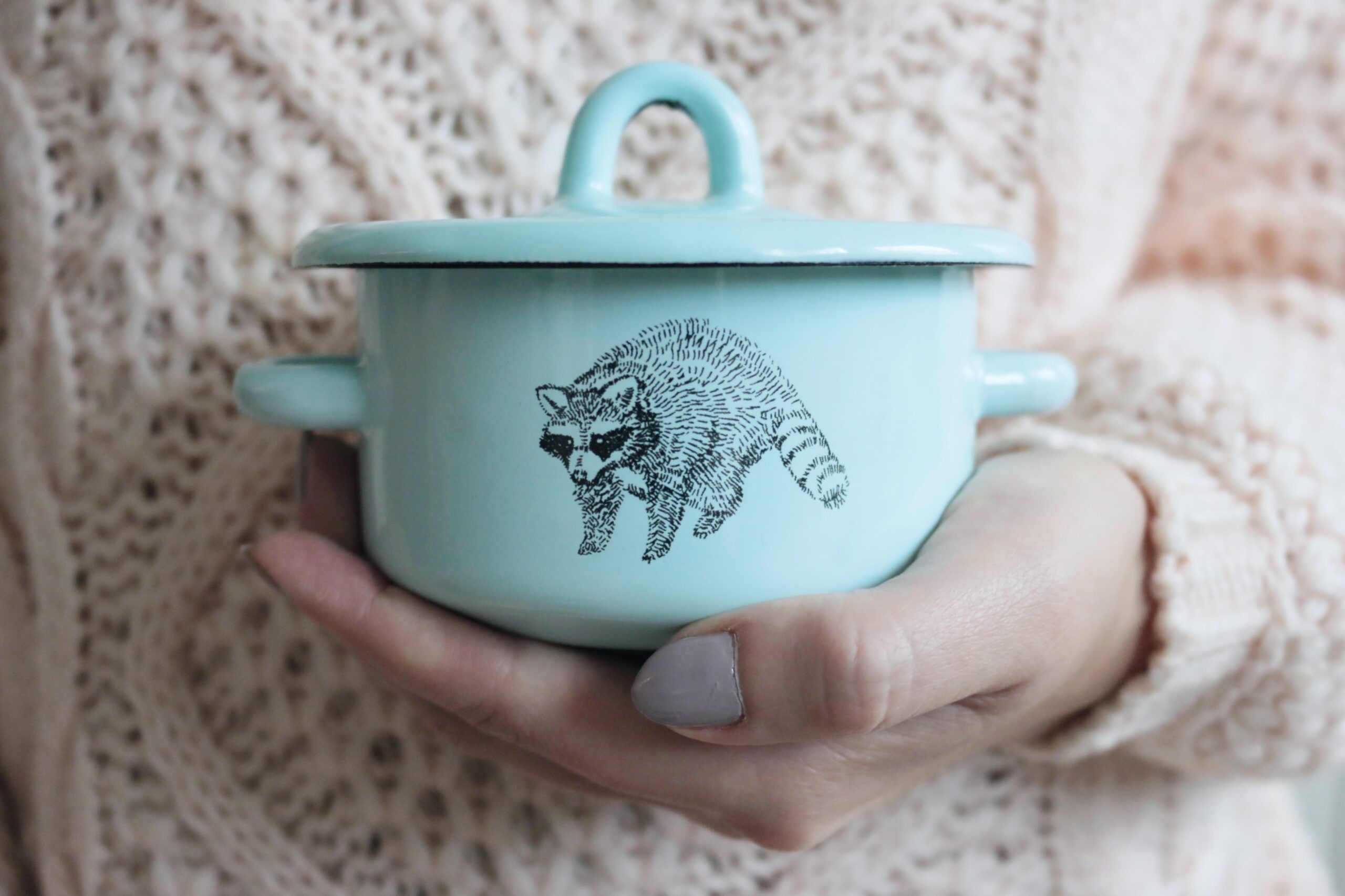 miętowy garnuszek Raccoon (400ml)