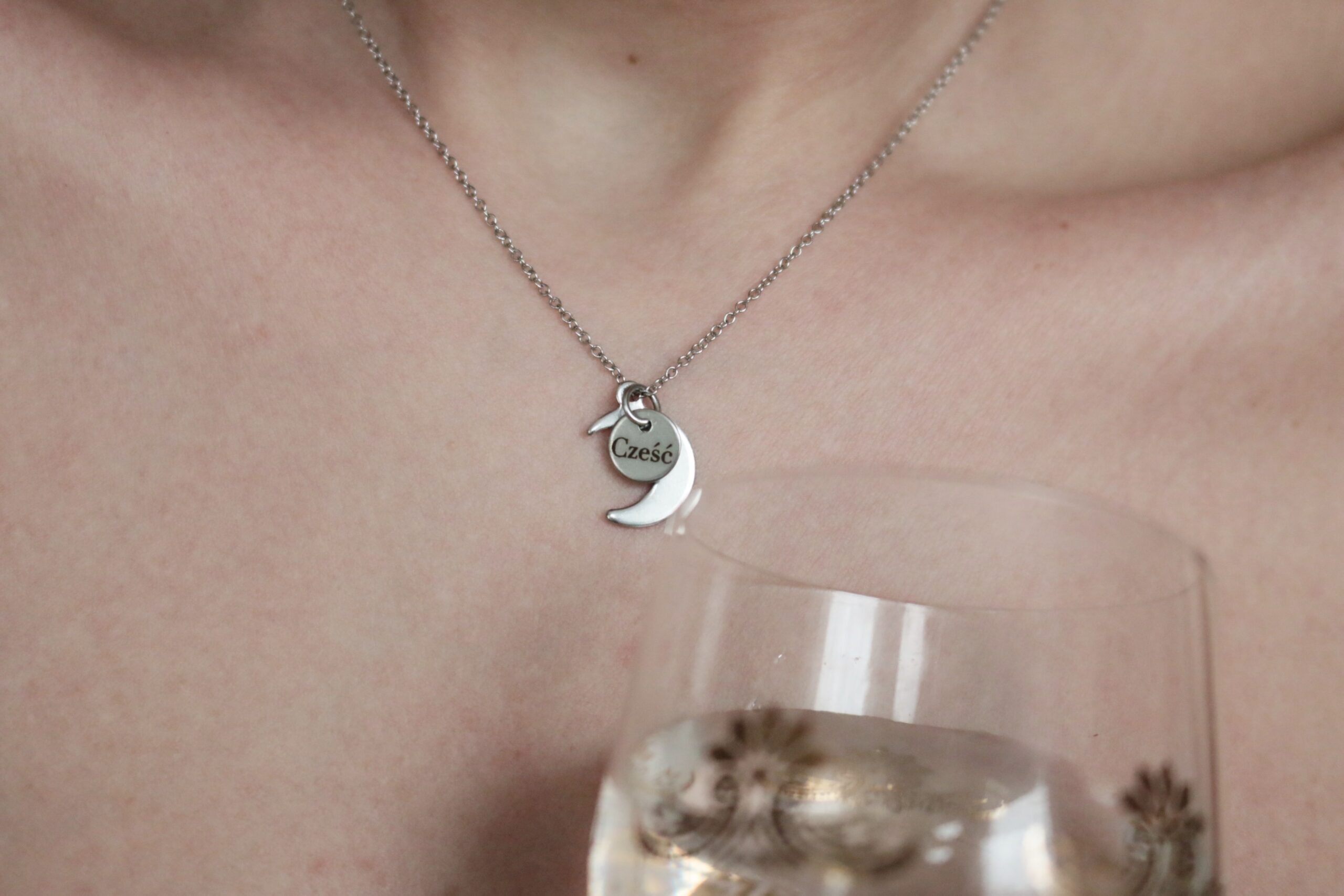 Naszyjnik "Cześć"