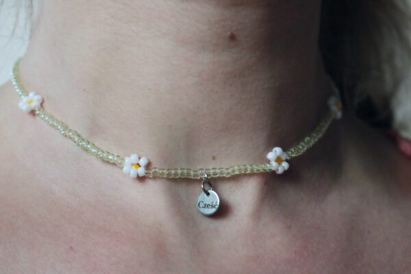 naszyjnik jasnozielony"cześć"