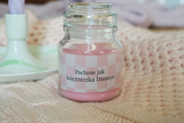 świeca Pachnie jak Księżniczka